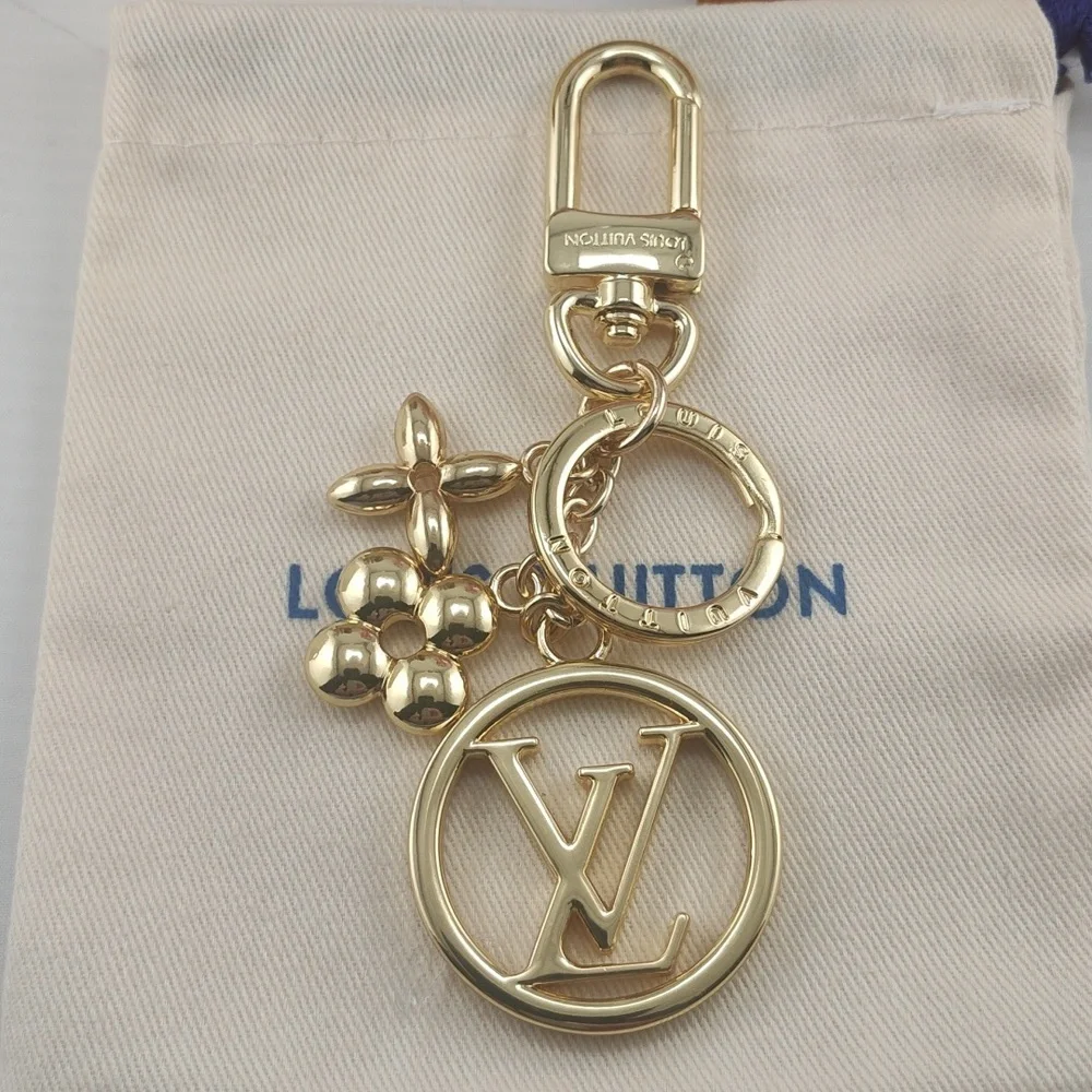 Authentic Louis Vuitton Gold Monogram Bag Charm/Key Holder Full Inclusion